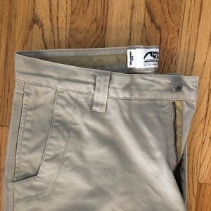Mountain Khaki 34x32 Relaxed Fit